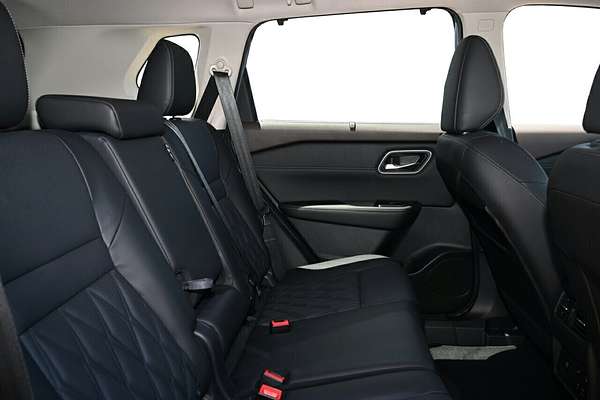 2025 Nissan X-TRAIL Ti-L e-POWER T33