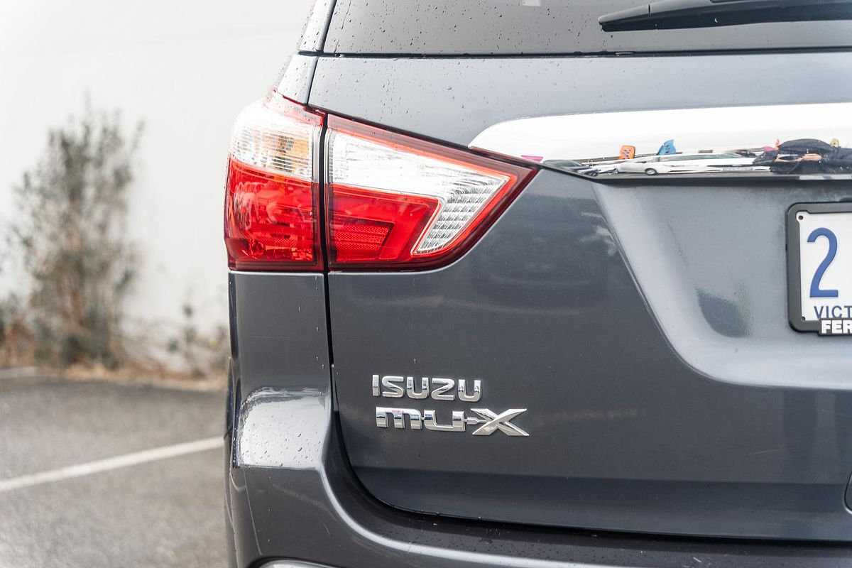 2019 Isuzu MU-X LS-T