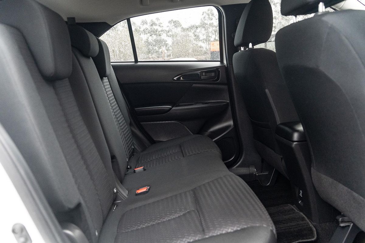2023 Mitsubishi Eclipse Cross ES YB