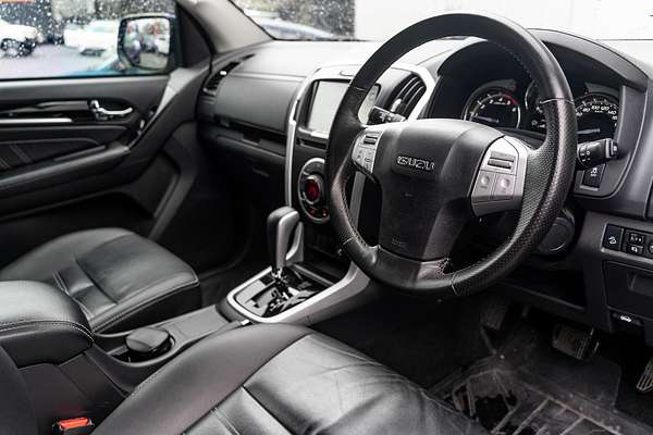 2019 Isuzu MU-X LS-T