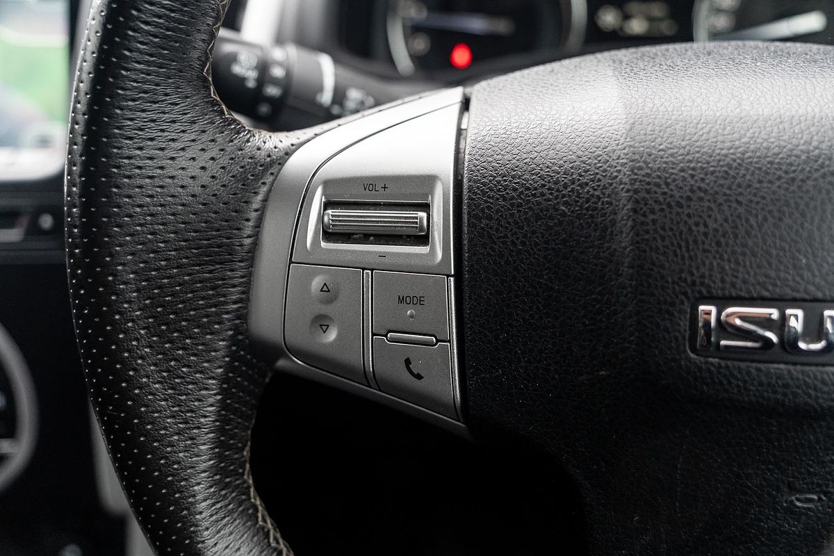 2019 Isuzu MU-X LS-T