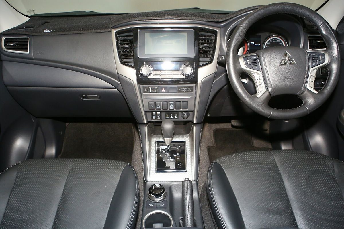 2023 Mitsubishi Triton GSR MR 4X4