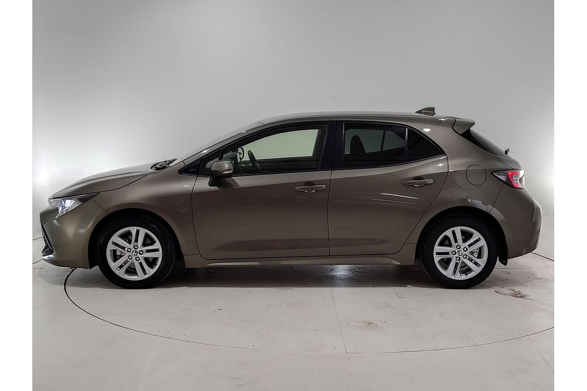 2020 Toyota Corolla SX MZEA12R