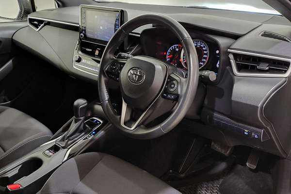 2020 Toyota Corolla SX MZEA12R