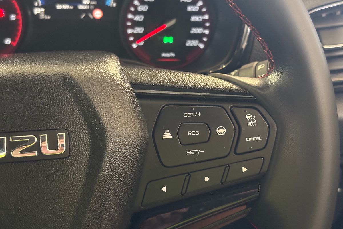 2022 Isuzu D-MAX X-TERRAIN