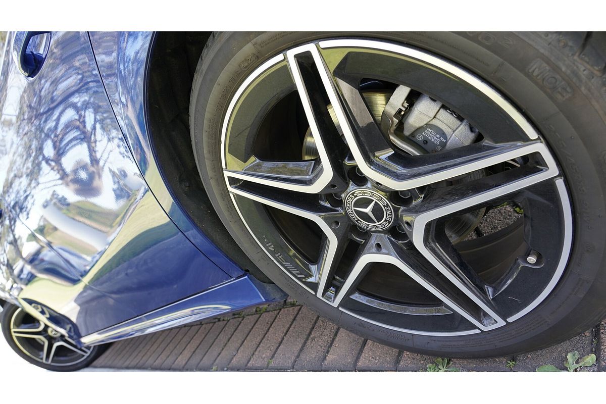 2024 Mercedes-Benz A-Class A200 V177