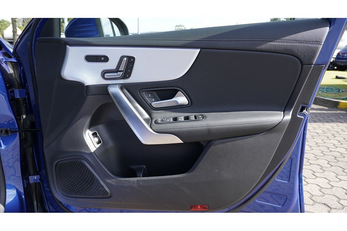 2024 Mercedes-Benz A-Class A200 V177
