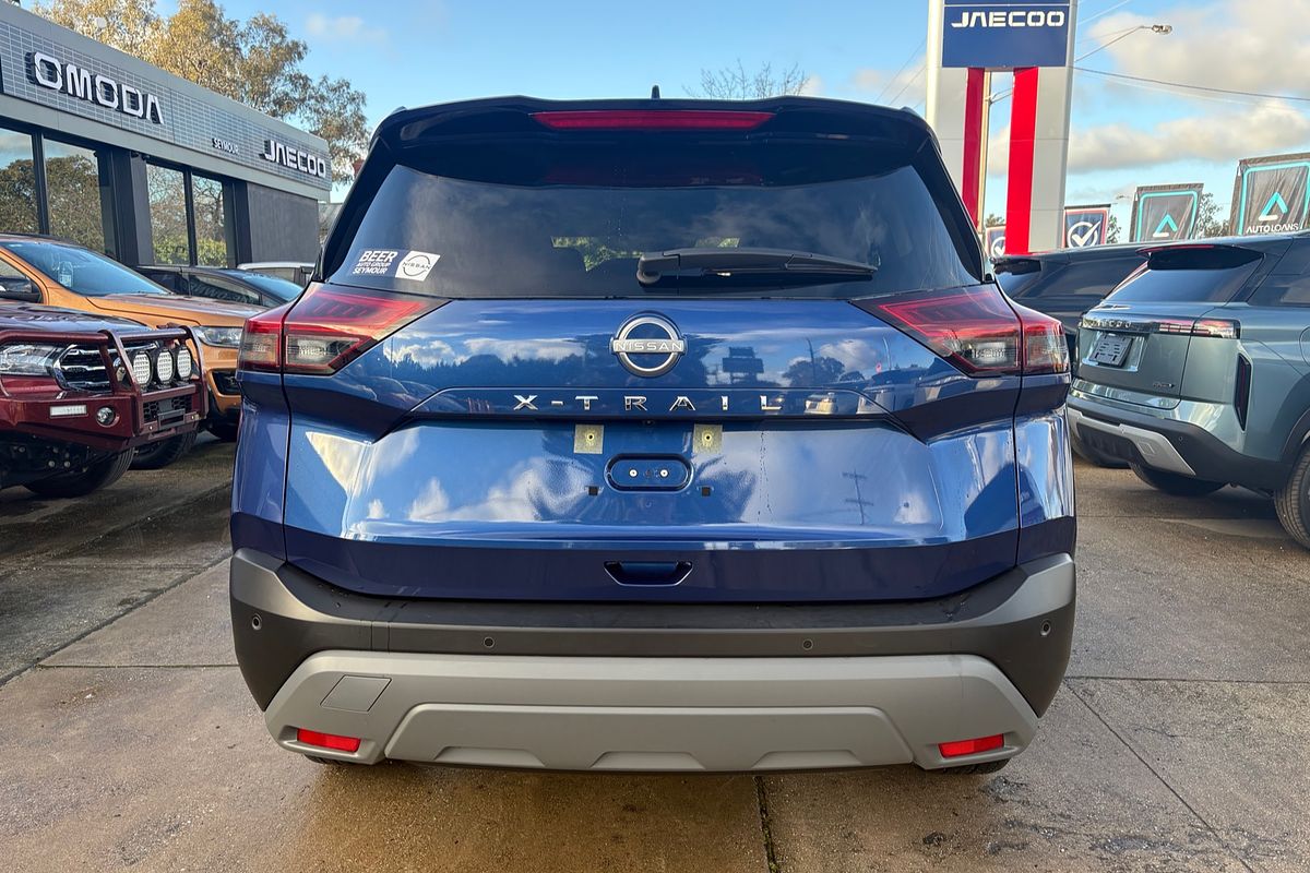 2024 Nissan X-TRAIL ST-L T33