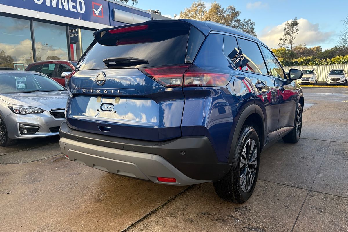 2024 Nissan X-TRAIL ST-L T33