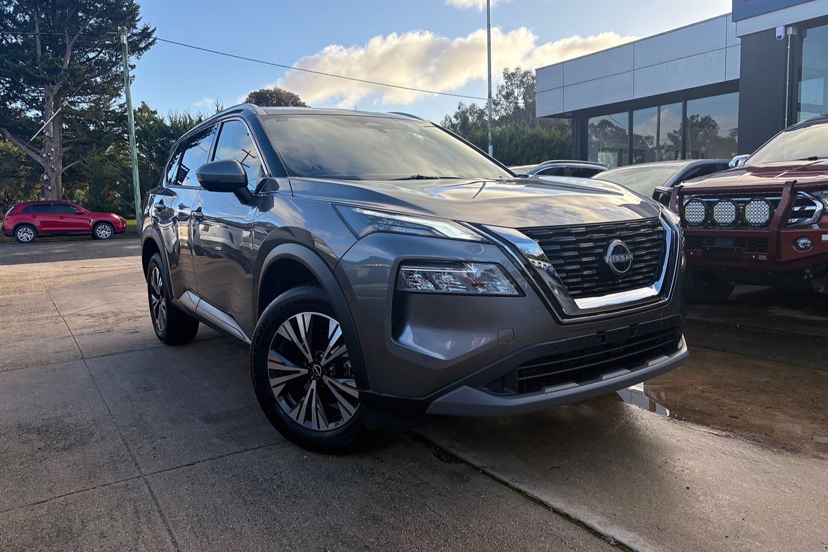2024 Nissan X-TRAIL ST-L T33