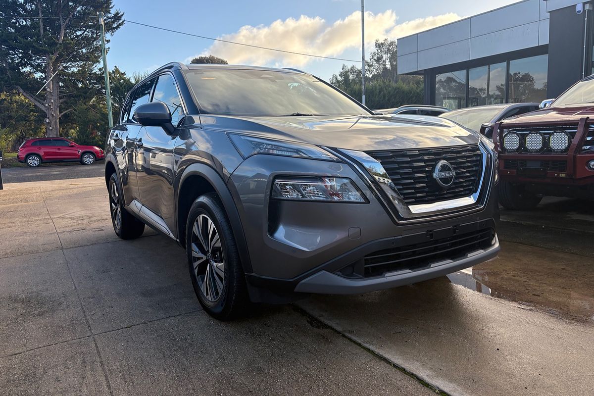 2024 Nissan X-TRAIL ST-L T33