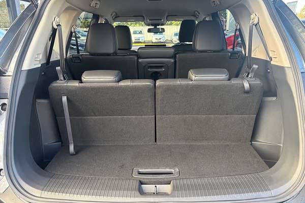 2024 Nissan X-TRAIL ST-L T33
