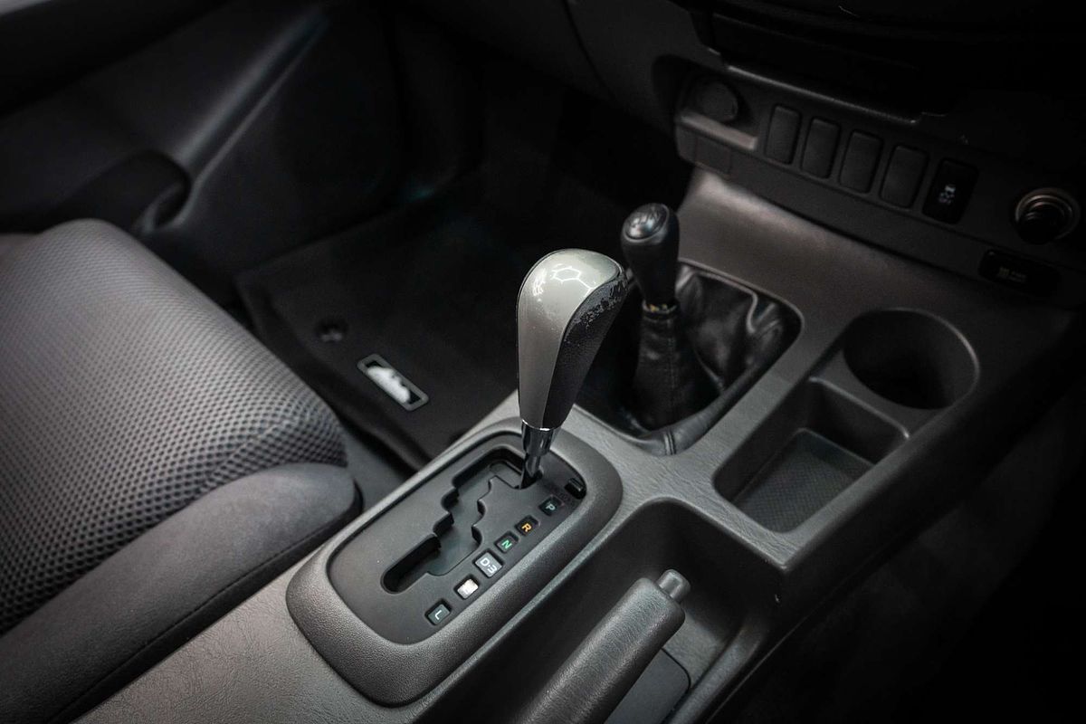 2012 Toyota Hilux SR5 KUN26R 4X4