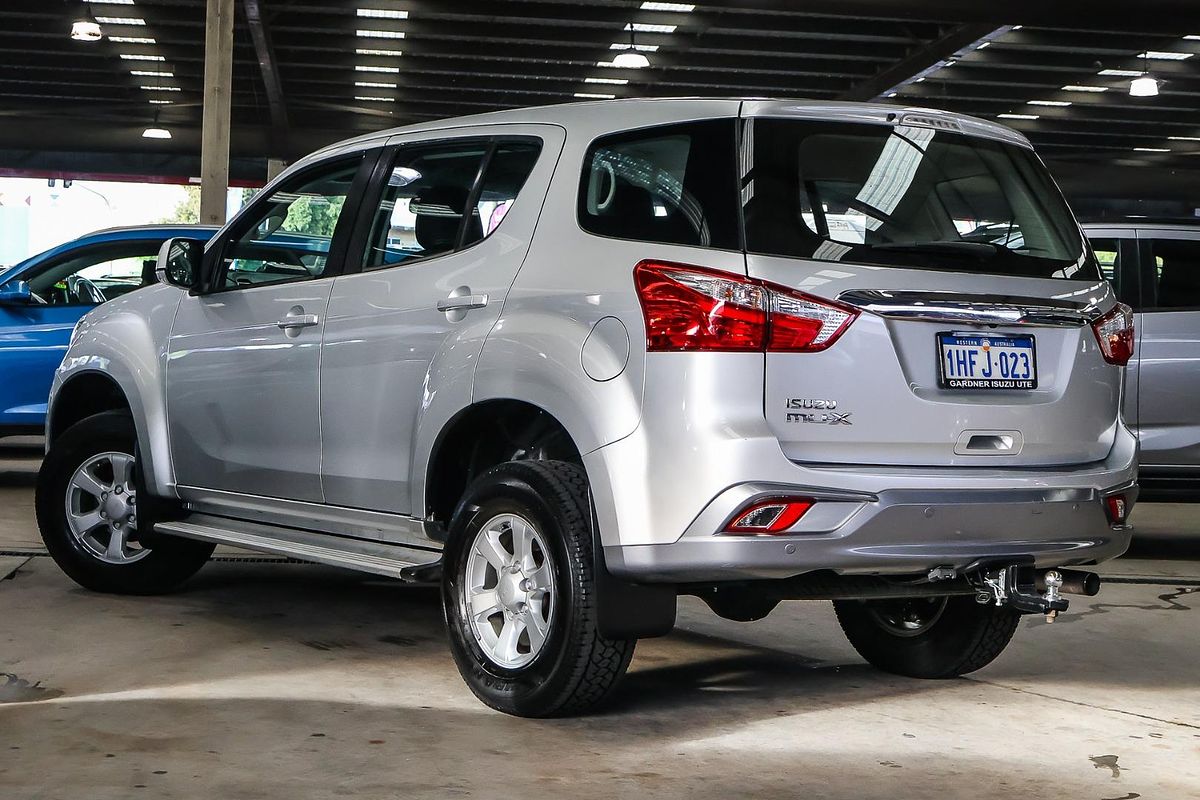 2021 Isuzu MU-X LS-M