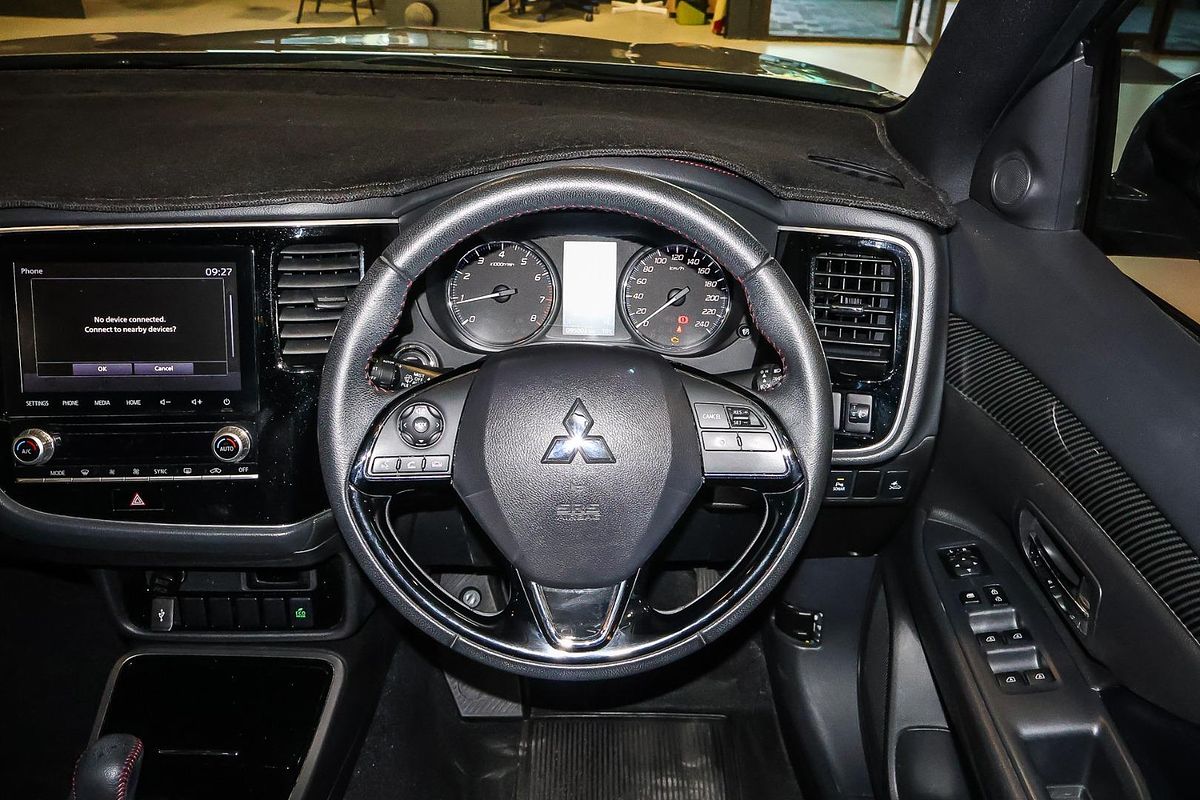 2020 Mitsubishi Outlander Black Edition ZL