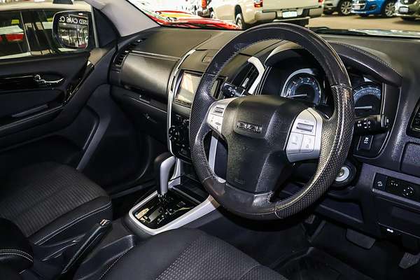 2021 Isuzu MU-X LS-M