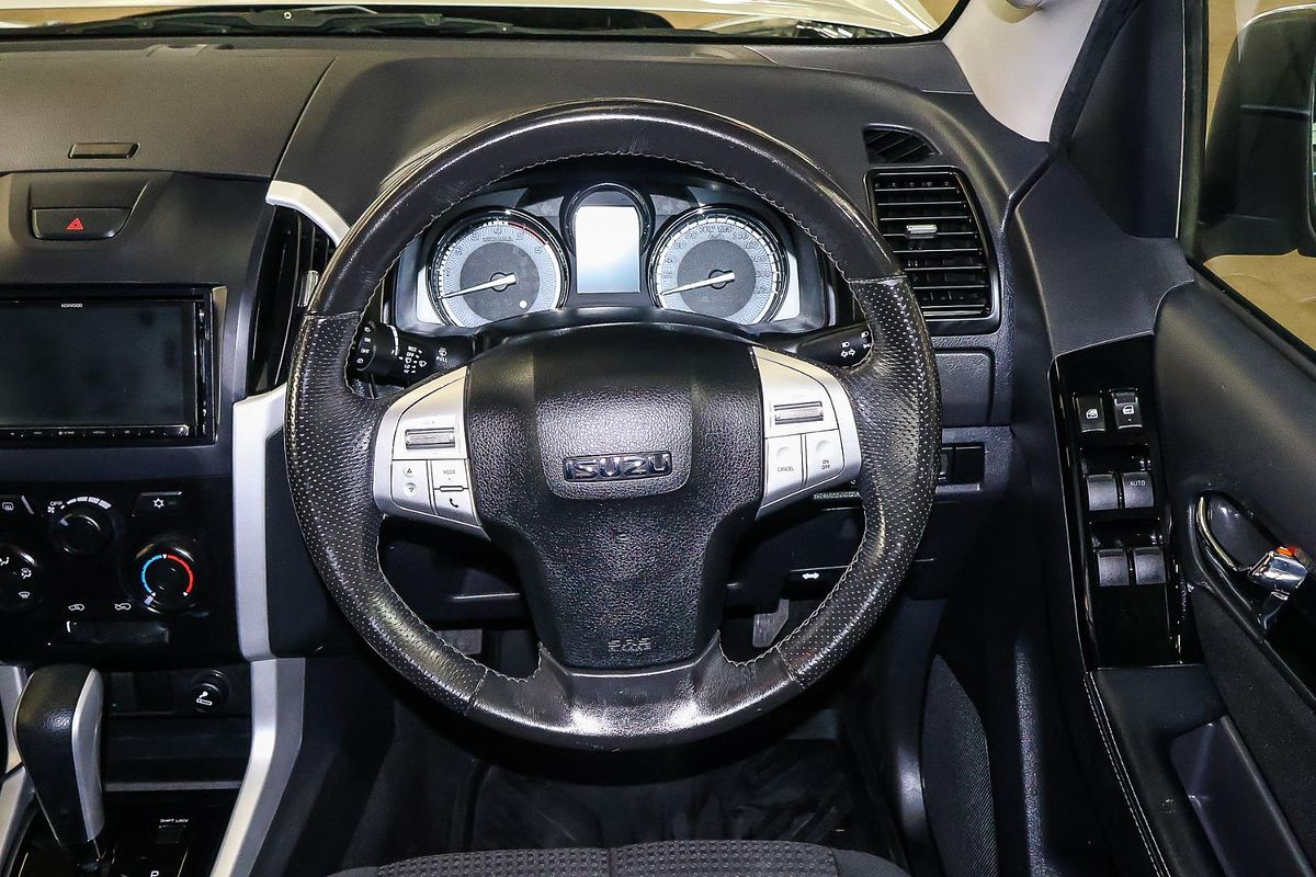 2021 Isuzu MU-X LS-M