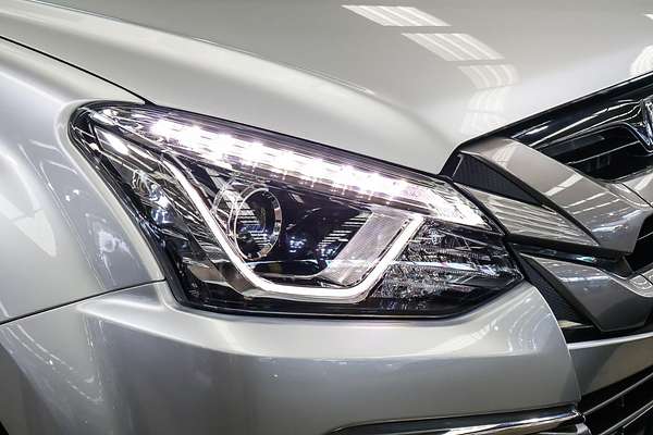 2021 Isuzu MU-X LS-M