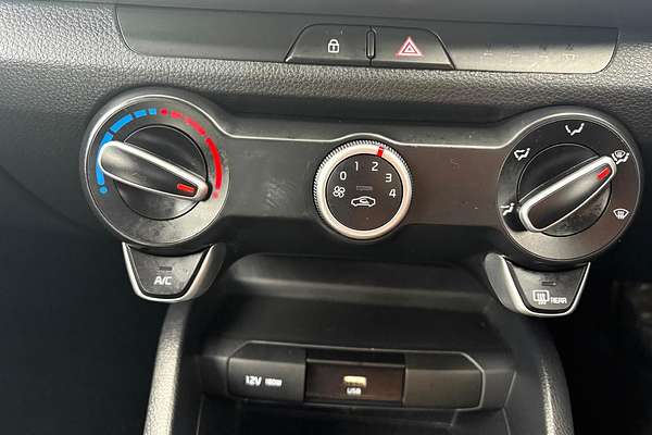 2024 Kia Stonic S YB