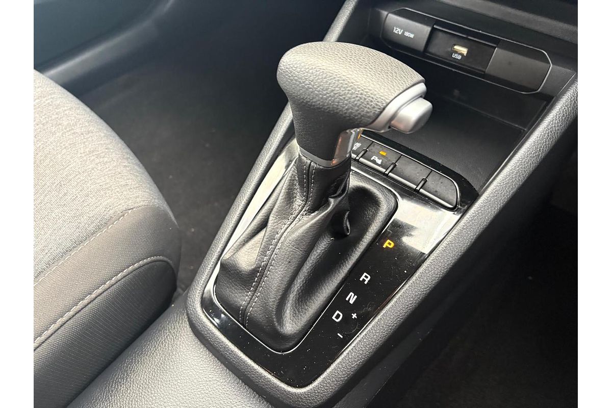 2024 Kia Stonic S YB