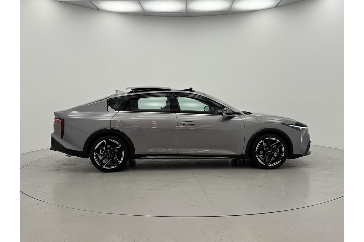 2025 Kia K4 GT-Line CL4m