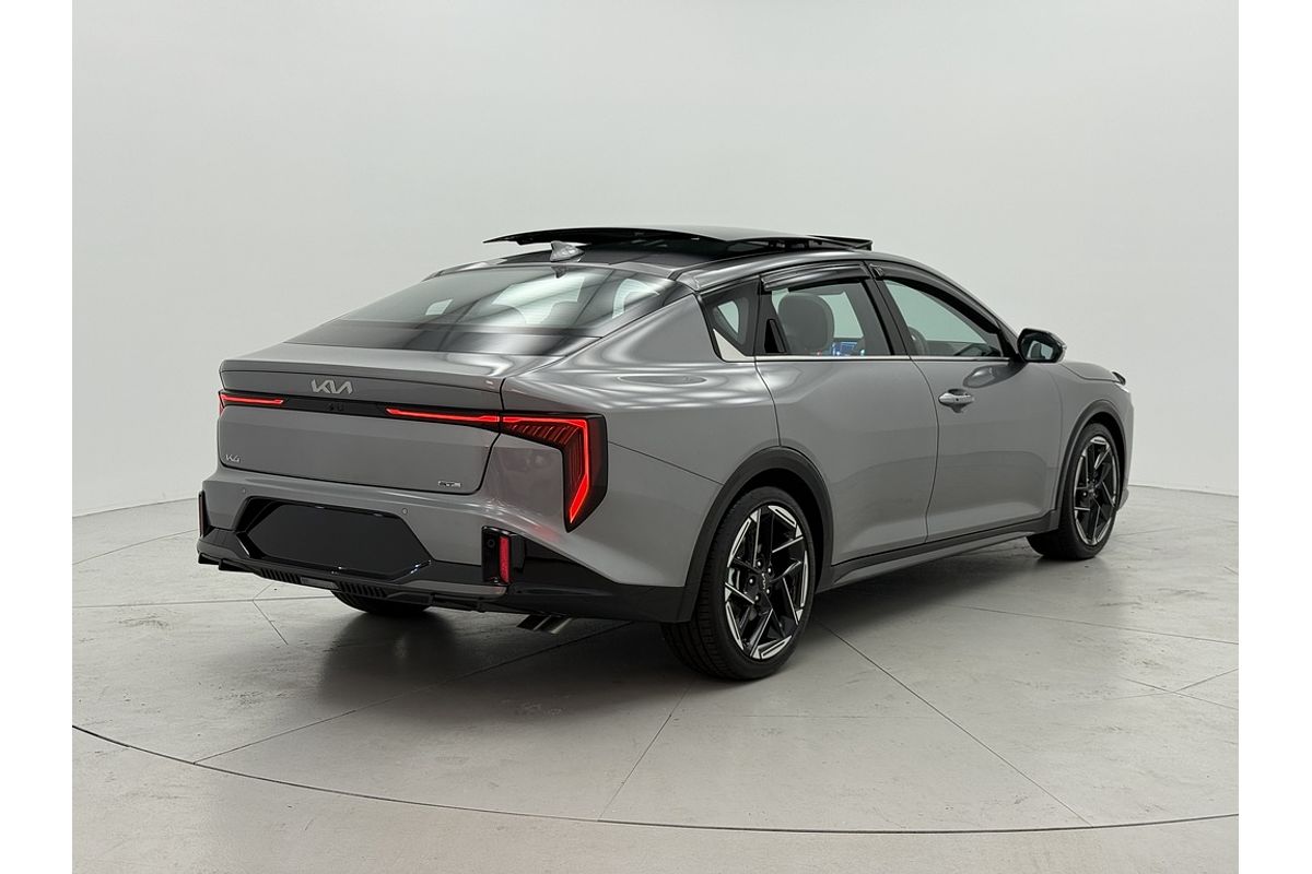 2025 Kia K4 GT-Line CL4m