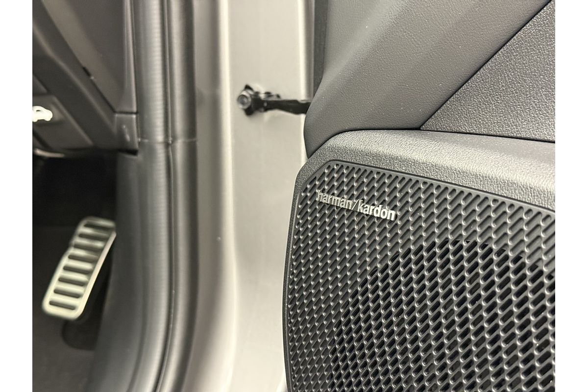 2025 Kia K4 GT-Line CL4m