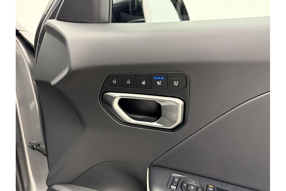 2025 Kia K4 GT-Line CL4m