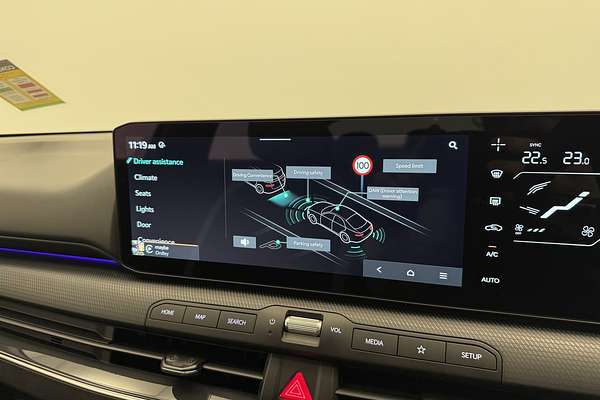 2025 Kia K4 GT-Line CL4m