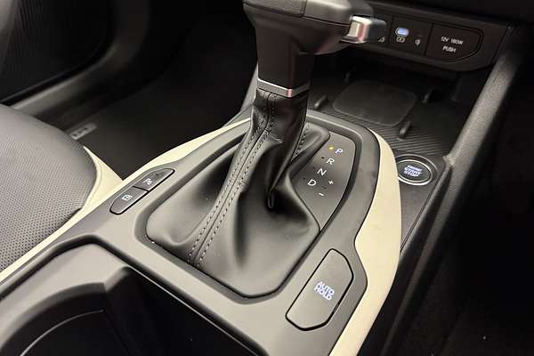 2025 Kia K4 GT-Line CL4m