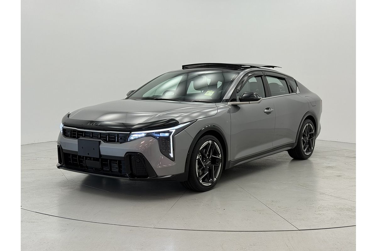 2025 Kia K4 GT-Line CL4m