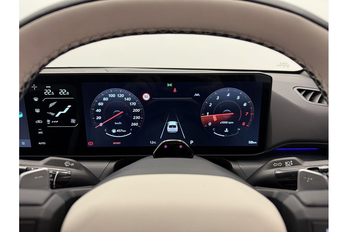 2025 Kia K4 GT-Line CL4m