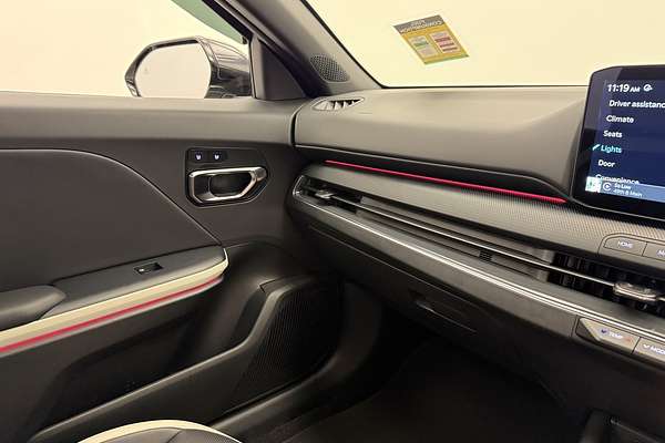 2025 Kia K4 GT-Line CL4m