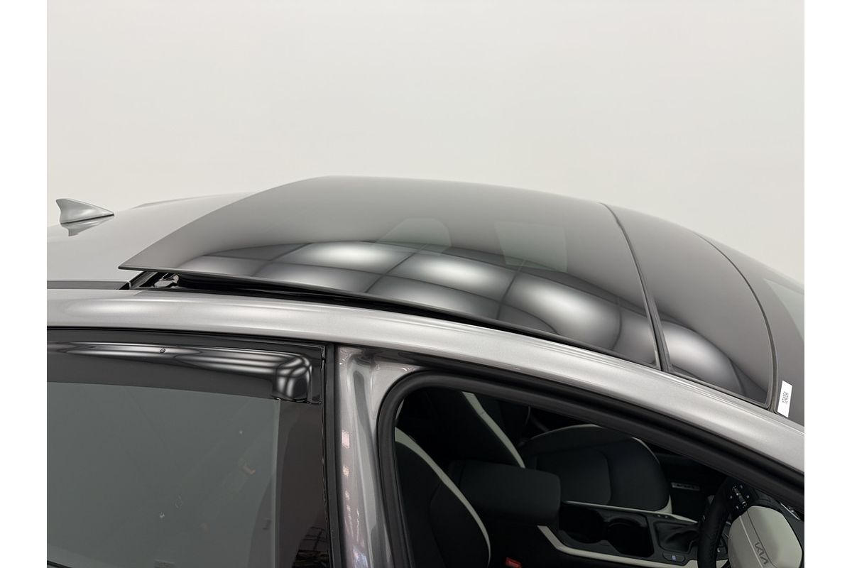 2025 Kia K4 GT-Line CL4m