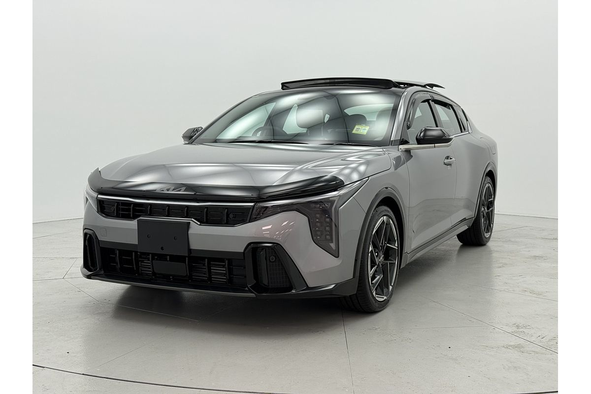 2025 Kia K4 GT-Line CL4m