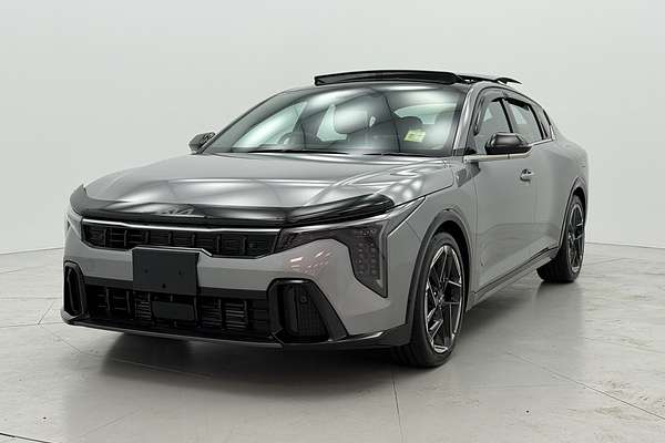 2025 Kia K4 GT-Line CL4m