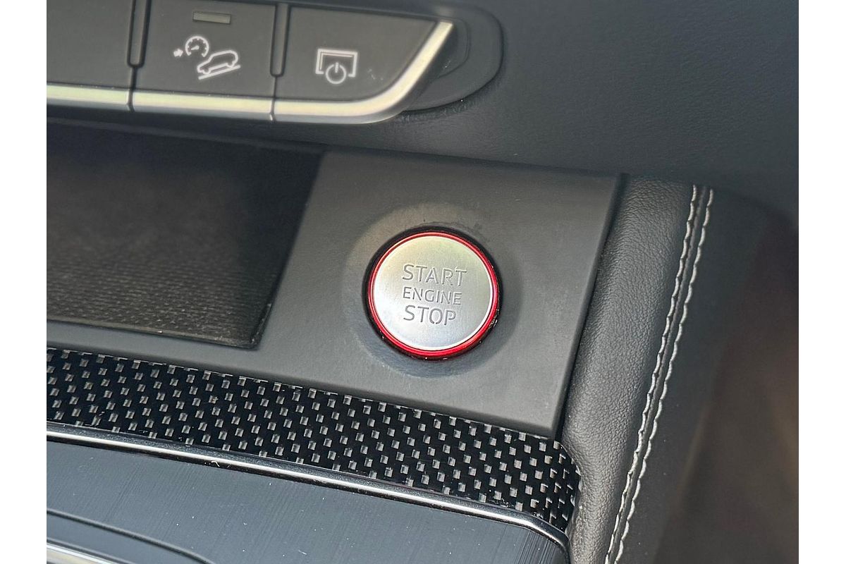 2019 Audi SQ5 Black Edition FY