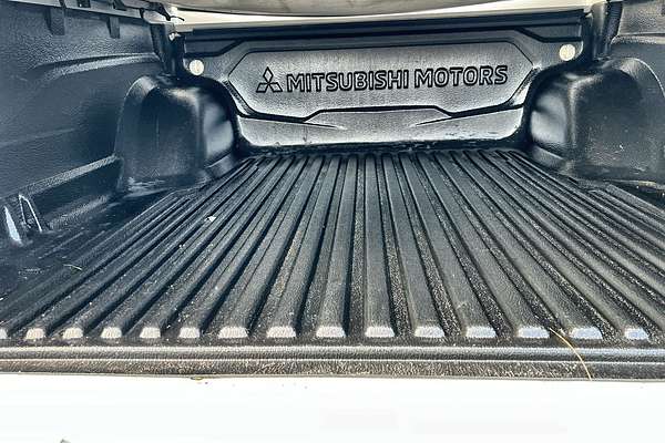 2022 Mitsubishi Triton GLX-R MR 4X4