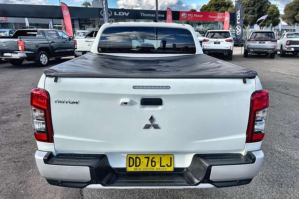 2022 Mitsubishi Triton GLX-R MR 4X4