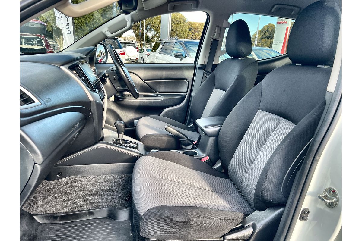 2022 Mitsubishi Triton GLX-R MR 4X4