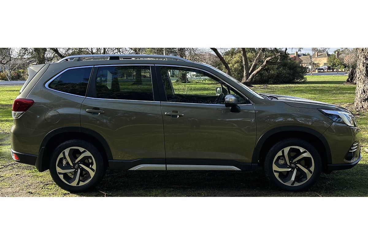 2023 Subaru Forester 2.5i-S S5
