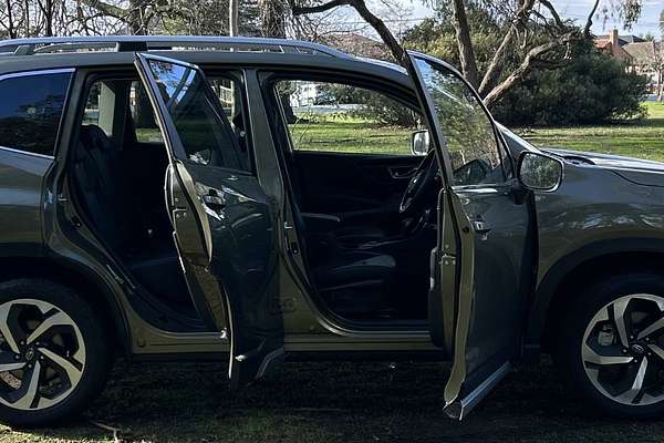 2023 Subaru Forester 2.5i-S S5
