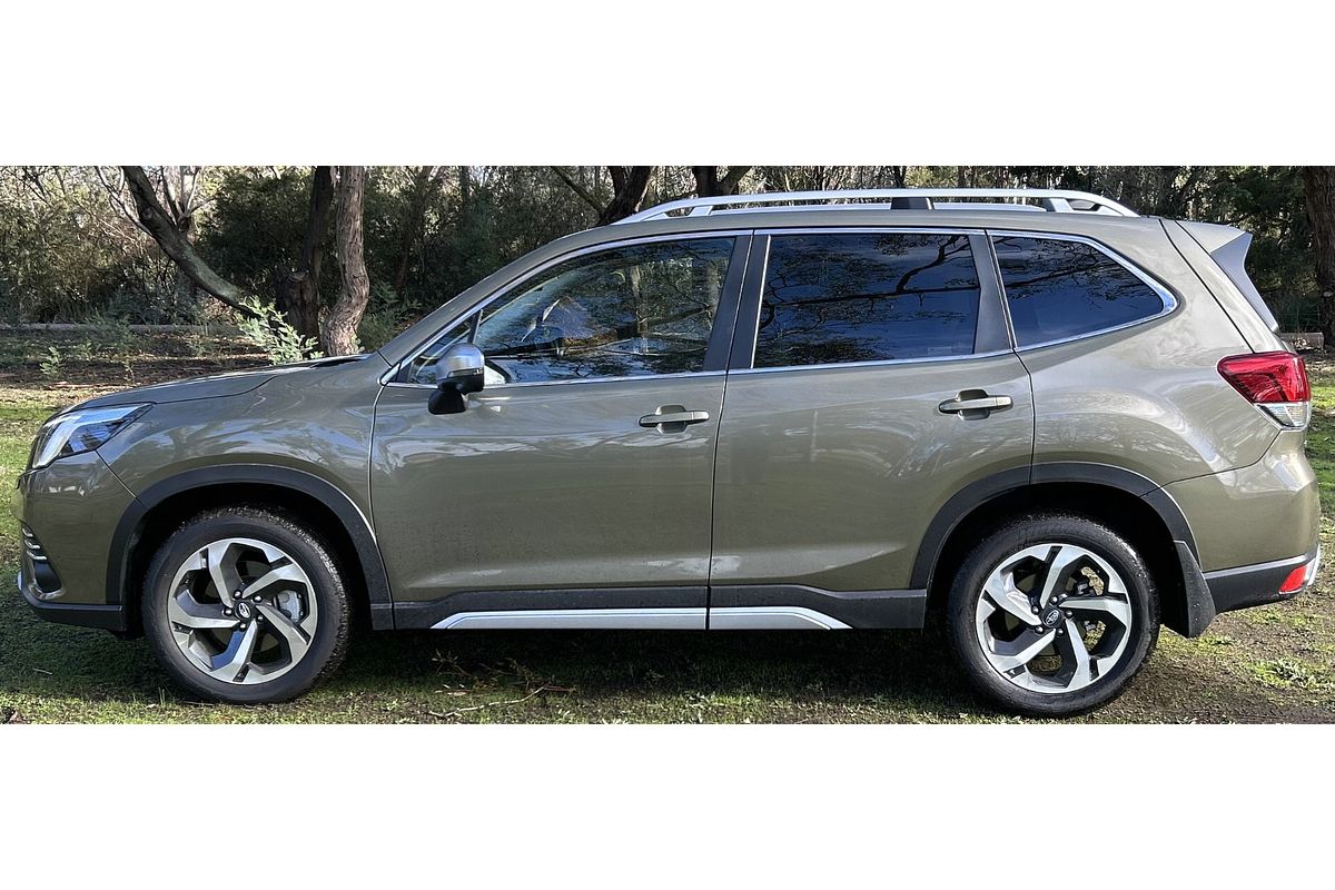 2023 Subaru Forester 2.5i-S S5