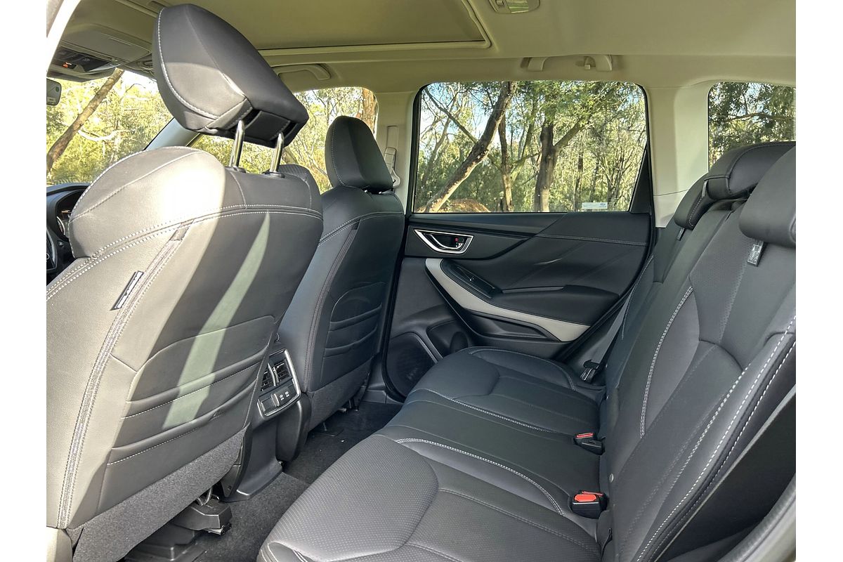 2023 Subaru Forester 2.5i-S S5
