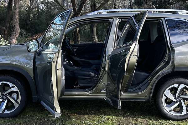 2023 Subaru Forester 2.5i-S S5