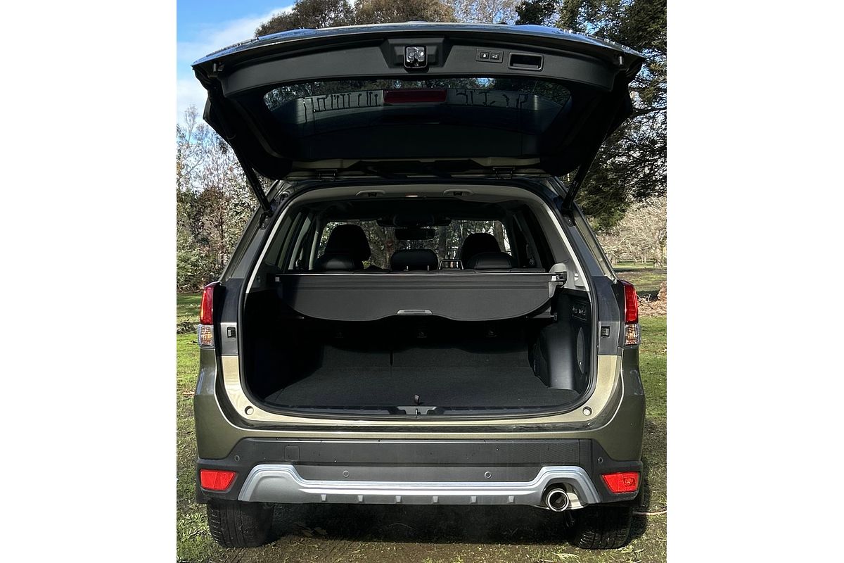 2023 Subaru Forester 2.5i-S S5