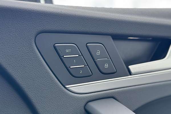 2023 Audi Q5 45 TFSI Sport FY