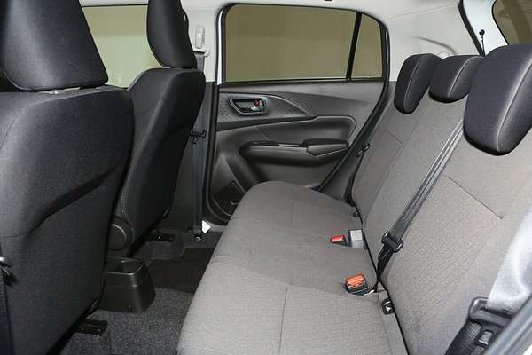 2024 Suzuki Swift Hybrid GLX UZ