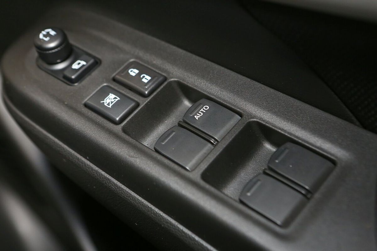 2024 Suzuki Swift Hybrid GLX UZ