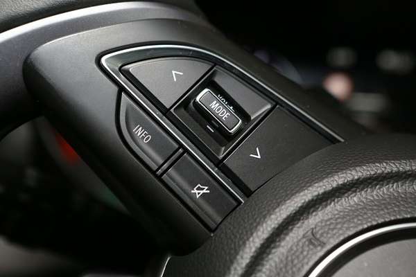 2024 Suzuki Swift Hybrid GLX UZ